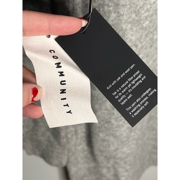 NWT Aritzia Community Dupont Long Sleeve Sweater Dress Heather Medium Gray Small - Picture 8 of 12